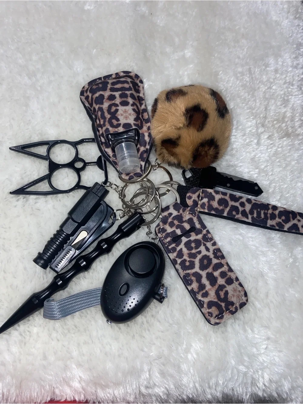 10pc Assorted Patterned Keychains. B31